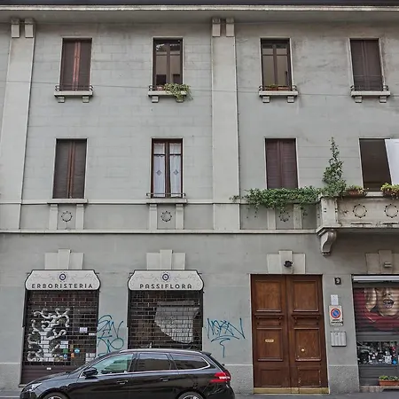 Hintown Canonica Milano