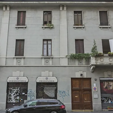 Hintown Canonica Apartment *